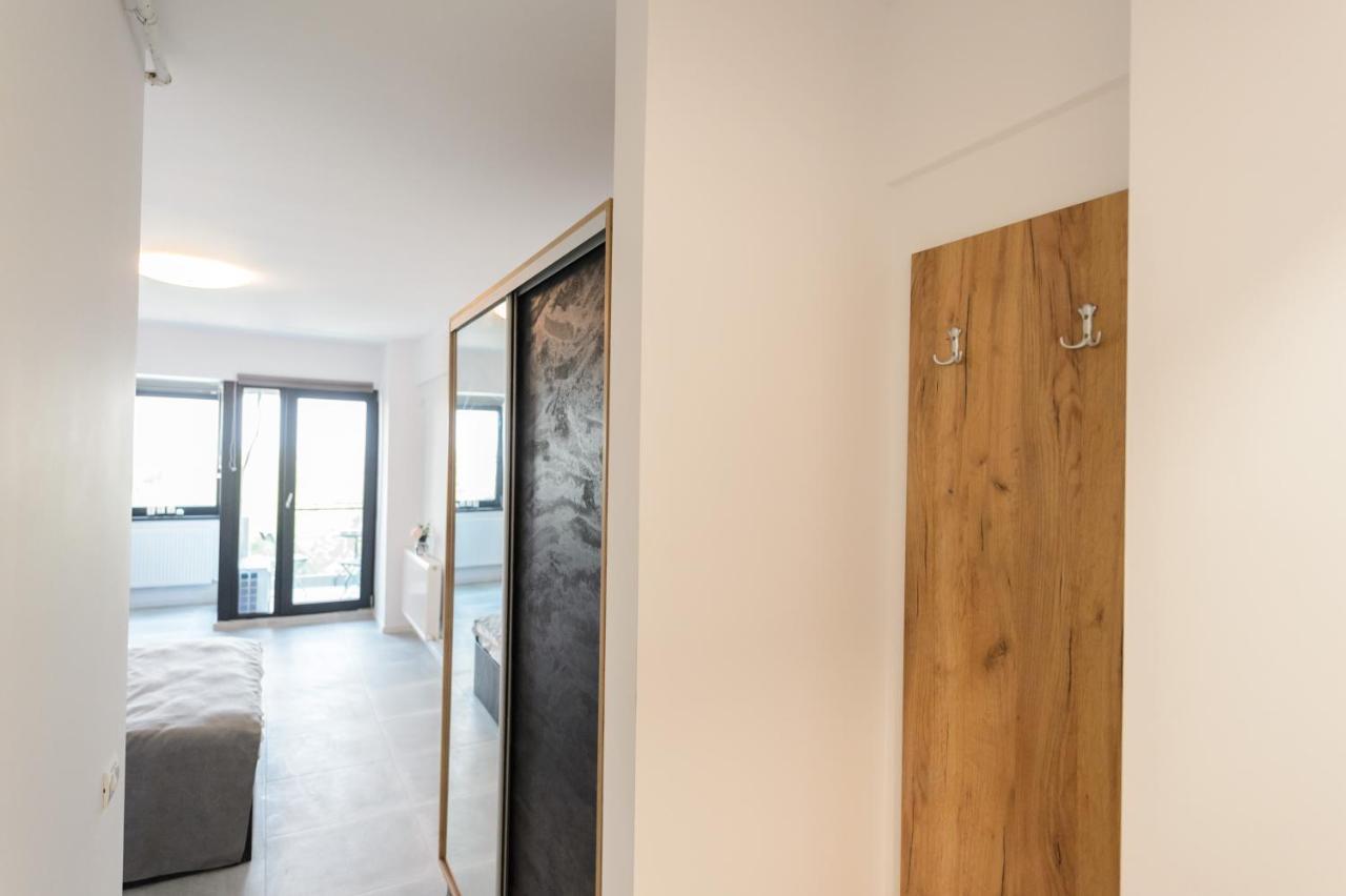 Ox Apartments Eforie Bagian luar foto