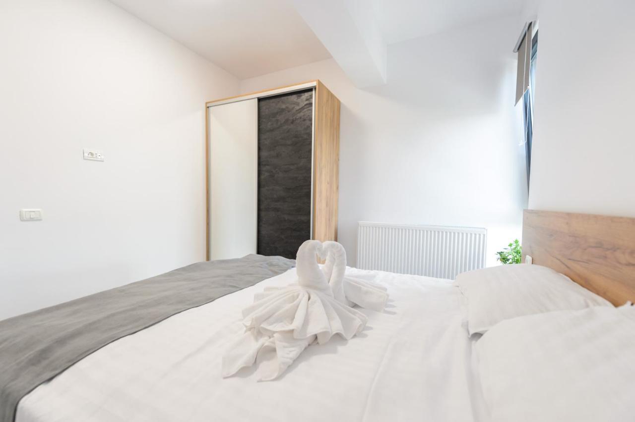 Ox Apartments Eforie Bagian luar foto